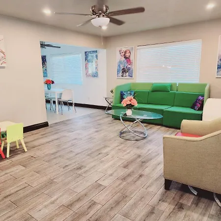 Ocean Breeze Apartment Huntington Beach